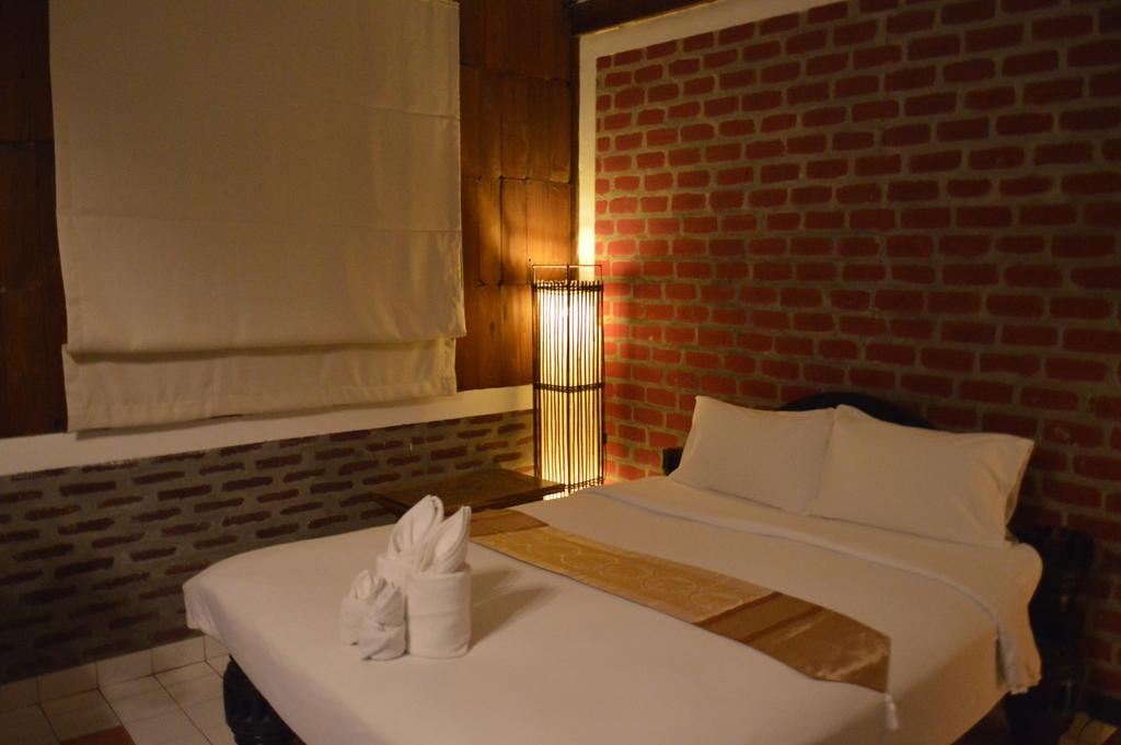 Baan Thai Homestay By Bgb Villas Ката-Біч Екстер'єр фото